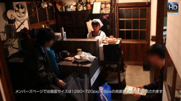 Mesubuta 130607_667 メス豚 130607_667 昔から恵ちゃんがんばってるよね・・・手伝ってあげようかな。「親の居ぬ間に近所の友人宅の娘を犯す」上戸恵