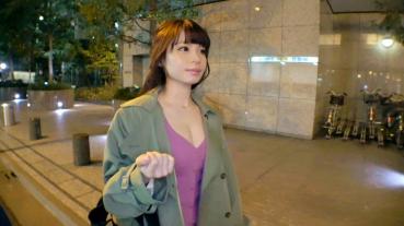 【元公務員】25歳【区役所勤務】さえこちゃん参上！お堅い仕事が嫌になり退職した彼女の応募理由は『私、常に発情してるんです…♪ 多少生活費も。』【元公務員がAV出演】裸になればスタイル抜群！ちょっと触っただけで【大量潮吹き】自分から【イラマチオ】ド変態をあわらに！お堅い仕事は嫌いだけど、お堅いチ○ポは大好きな元公務員！『公務員だって女性なんです…。私は特別発情が止まらないだけ♪』ちなみに役所では危機管理課だったそうです！