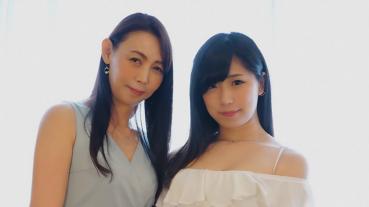 豊島区でゲット！お堅い職業の旦那を忘れて昼間から母と娘のマ〇コ遊び！エロい身体を比べて楽しむ。今井ゆうこさん(48)かおりちゃん(23)