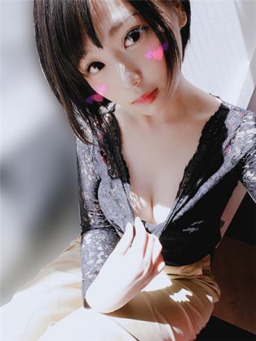 FC2 PPV 915150 【個人撮影】むっちりボディがエロ可愛い20歳 現役女子大生キャバ嬢 みかちゃん❤とハメ撮り！イケメンホストの知り合いキャバ嬢ハメ撮り営業【素人】