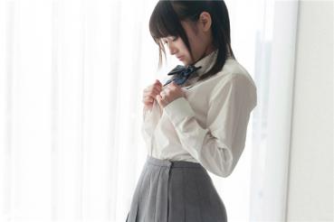 華奢な身体で悶える美少女とハメ撮りＨ／Mio