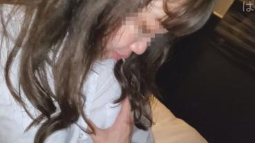 FC2 PPV 1321841 *Limited Time Benefit [Take] Private Light Sound Department (3) Sweet Girl. Two consecutive raw shot by gonzo which finally was able to be done