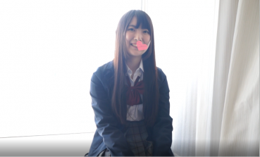 FC2 PPV 1334965 [Face out, first taking, uncensored] two consecutive shots to papa active J● of idol class cuteness!　Devil play w to scoop up semen that was put out choi in the belly by the raw hame from the window vibe Ona compulsion and also slip into the vagina