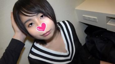 FC2 PPV 1397966 Hinata 18 Years Old 148cm Short Height Lori × Shortcut Beautiful Girl and Necafe SEX! You can do as much as you like a small body in the middle of development! I'm sensitive to it while putting up with the voice! Necafe Creampie!