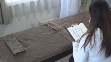 FC2 PPV 1400161 [No Mufufu Benefit Severing] Customer Is Punipuni. Visit the store of the beautiful woman system Little Pocha-san! I was allowed to worship the raw change of clothes ※ ※3 large review privileges available