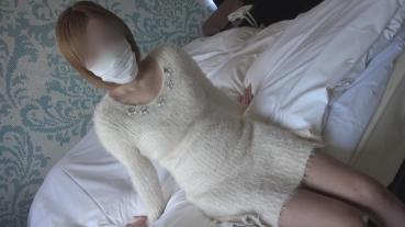 FC2 PPV 1401708 [Personal Photography] Sationko 37-year-old Sensitive Slender Beautiful Shaved Wife Raw Hame Mass Launch