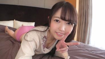[First shot] [Body that is easy to get wet] [Fair-skinned female college student] white body that ignites the pleasure that comes forward. She Who Forgot The Smile Active Female College Student Is Really Panting And . Application Amateur, First AV Shooting 151