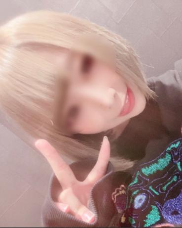 FC2 PPV 1425526 [Limited Time Price] The famous G-cup bag in FC2 has been taken by sneaking into the party of sake pond meat forest that is put out many times to dirty old men eight people.