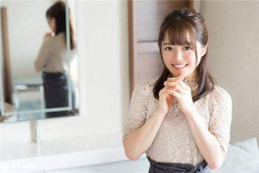 唾液好き女子の縦撮り騎乗位／Chiharu