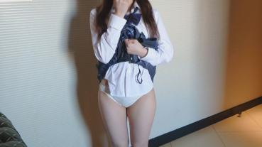 FC2 PPV 1514820 【個撮】飲み屋のママの娘、弥生ちゃん（仮名）にスク水着せて悪戯・エスカレートして2人とも興奮生ハメ【顔出し・中出し】