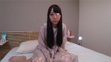 FC2 PPV 1543764 【個人撮影】♀２７５女子大生ひ◯ちゃん１８歳１回目　J系卒業したての黒髪お嬢様が卒アル持参で妊娠覚悟の真正中出しAV初撮りデビュー！