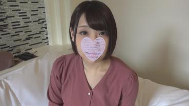 FC2 PPV 1559998 【個人撮影】ゆりあ28歳　清楚系ズブ濡れ童顔ショートボブ美人妻に大量中出し