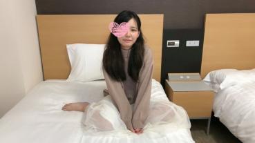 FC2 PPV 1577152 First ❤️❤️ - The number of ♪ experience is only one person♪ untreated pube hair on a lori body! [Personal photography]
