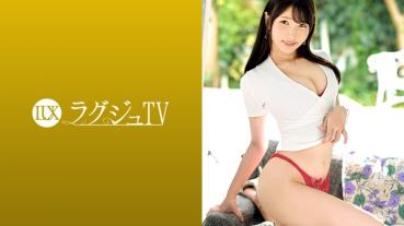 Luxury TV 1332 Influencer who transmits fashion on SNS appeared av for the first time in terms of tension! A beautiful woman with elegant behavior becomes sensitive as soon as the switch is turned on! It overflows with torotoro and nectar from the secret part and boldly iki to the piston of the big that can not be tasted in everyday life!