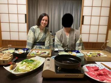 FC2 PPV 1593766 [Married Woman] Chiho Even If You Do Not Lay Futon On A Hot Spring Trip, Immediately Put Out Hame, In The Uncle Outburst By Cleaning　