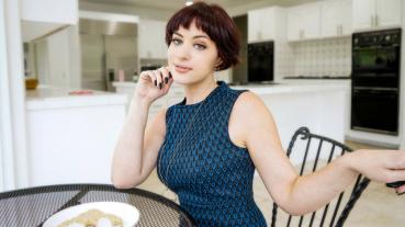Perv Mom – Jessica Ryan – The Discovery