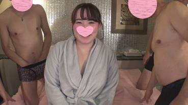 FC2 PPV 1602802 [Personal shooting] Infiltrate a secret party (22) Chubby lewd child ♥ Inject ossan sperm one after another with a begging for shot ♪ * High quality version and review benefits♪