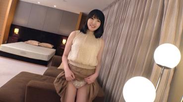 【初撮り】【マシュマロ美乳】【猥尻の極エロ妻】元カレに開発された極エロ妻は今の旦那じゃ満足できない..初めて会った男の精液も飲み込んでしまう彼女は.. 応募素人、初AV撮影 189