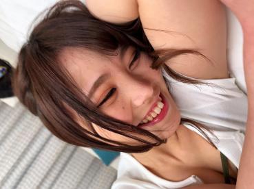 厳選！街角シロウト娘 激エロ美女を大放出！20人300分