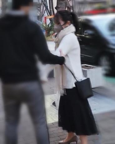 FC2 PPV 4170365 ※1/5まで1480pt【個人】**ppxnnq*sy 身体を捧げて滞納を繰り返す、美乳でクビレのポニーテール若妻。公園でのママ友会の帰りを拉 致し、車とホテルで利息分を執拗に搾り取る。※音量注意※