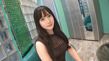 A fair-skinned, black-haired beautiful girl with an idol-class look is now available! Good face! Good style! Good sensitivity! It feels so good that the hips that swing out do not stop and over and over again! [First shot] AV application → AV experience shooting on the net 2229