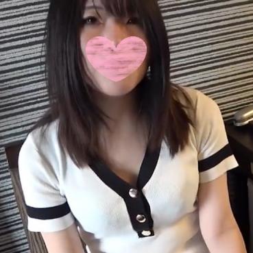 FC2 PPV 4682512 [No / Individual shooting] ・ Vivid Gonzo / with a slender married woman housewife of a beautiful witch
