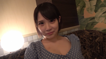 FC2 PPV 4736166 90%OFF!腰を浮かせてヒクヒク「スゴイ気持ち良い」出会い系でみつけたかわいこちゃん！**pnxn**zs*o 最後は中出しまでおねだり♡