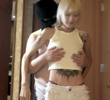 FC2 PPV 4754720 The first shocking video after retiring as an actress! **pzxsooyjy Alternating sex with a big white in a roulette game, finish Part 1