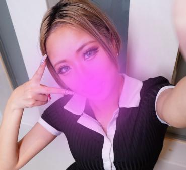 FC2 PPV 4798003 11/1 log: Bijou is the strongest!! A dark-skinned blonde short gal hostess Aorin tells her to inside her.