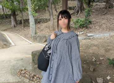 FC2 PPV 4804765 独占販売50%OFF!2日まで1090pt!! 【初】**pzxsnjsqp ※爆乳コスプレイヤー あの人気コスプレイヤーが㊎欠で高収入バイトに応募!! か弱いオ口でムスコをご奉仕、/さいごは、奥まで大量「中だし」シソン注入!!