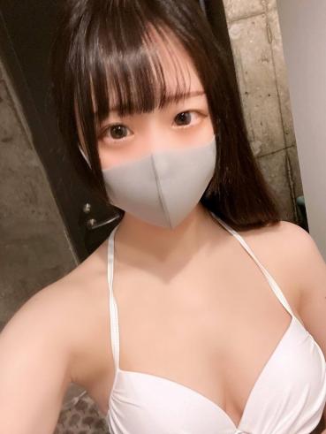 FC2 PPV 4811486 51% OFF! Mika-chan's first pool in a pure white bikini! yqosy**xx Charter a luxury suite room for the first time, 2nd production of a large amount of!