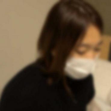 FC2 PPV 4840259 [Neat] Raw instruction to a pharmacist who has good lower body flesh. When I had a after, it felt so good that I put it in my mouth.