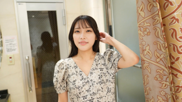 FC2 PPV 4884731 [Uncensored] ***j*nynyqqs Cafe clerk Yuzuki 20 years old, customer service that doesn't require conversation. Time led only by slender body and gaze