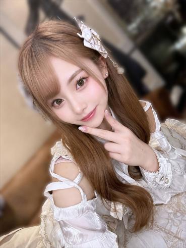 FC2 PPV 4904121 [Face Appearance Ban Released] ***j*nynyqqs "18-year-old beautiful cosplayer with rapidly increasing followers" FC2 shocking appearance. Rare video of dangerous daytime "1 hour 24 minutes". *Only a few left