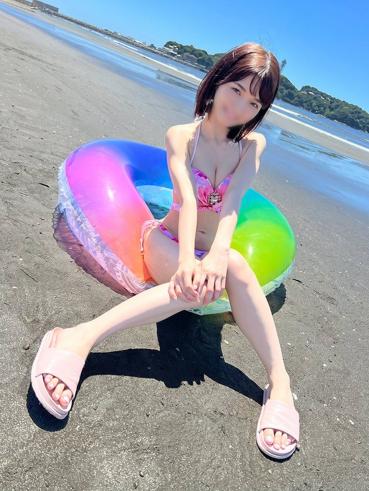 FC2 PPV 4916111 50% OFF! Picked up at the beach, I picked up a 'pure type' fair-skinned, slender college girl (20) and when I took off her swimsuit, it turned out to be a super ****j*nynyqqs with swirling pubic hair. Her was obscene⇒ twice