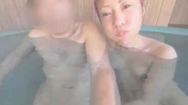 FC2 PPV 4935616 Exclusive Sale [Private Shoot & Open-Air Bath Sex] ***j*nynyqqs On a Hot <人妻オナホ>Spring Trip, I Filled Every Last Drop of Semen into Her!