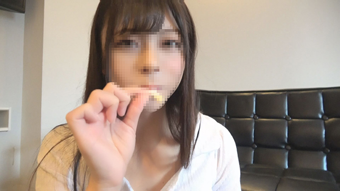 FC2 PPV 1260867 ★ Gachi too cute★ [individual photography, complete face out] nama adultery Naka out to active JD. If you put a, it changes into de M, and it opens the crab crotch, and it is a scarek swing cowgirl Pacop♡aco skein by oneself, and it is a gonzo with the back dirt girl who succinctly.