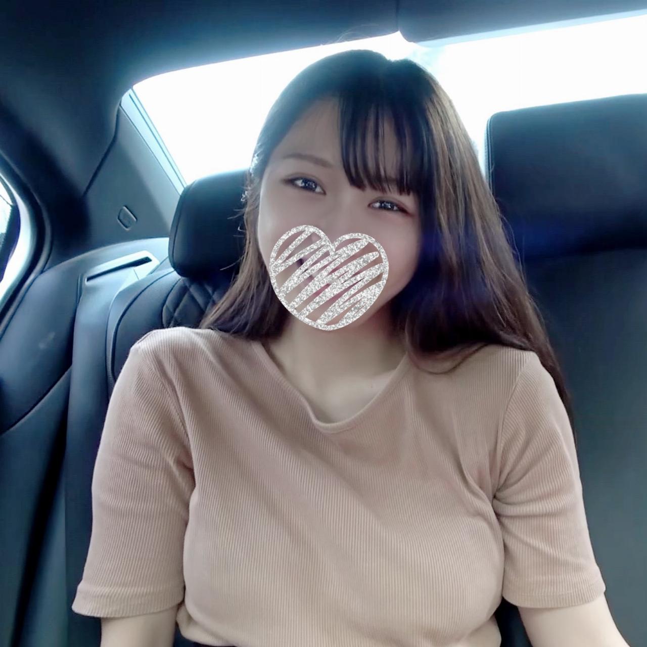 FC2 PPV 2389932 You're lying, is this the kind of girl? Overwhelming beautiful girl appearance that is not strange even if you are already active in idols Large amount of mouth ejaculation in the car in broad daylight