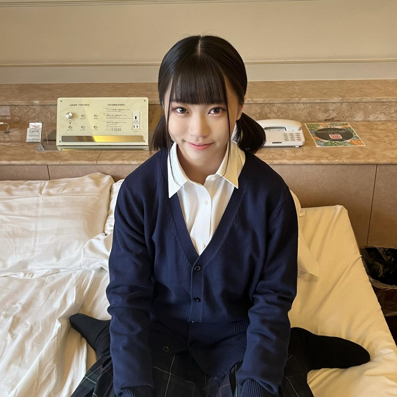 FC2 PPV 3176596 Paruru Nino Rin-chan 18 years old! Begging to take it inside