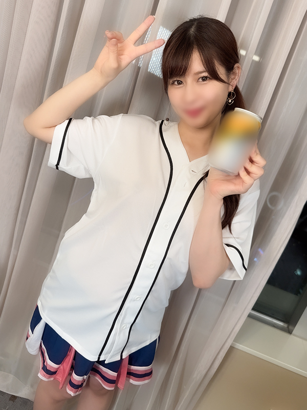 FC2 PPV 3202788 50% OFF! * First time limited quantity * [Upper ball / individual shooting] Too cute beer vendor Yuki-chan 24 years old "Moe Kyun" inevitable flirting copulation × 2