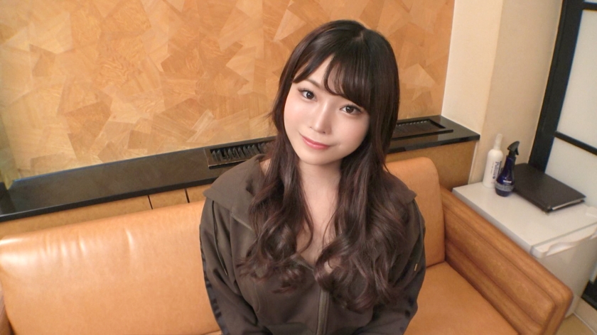 [I like to blame at the cowgirl position] Moved to Tokyo from Osaka to master SEX! - Although she says that she likes to blame, her body reacts sensitively when she is blamed, and she sprees many times while squirting! [First shot] AV application → AV experience shooting on the net 2124