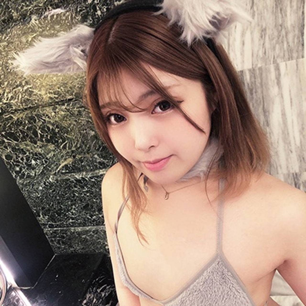 FC2 PPV 4631928 Exclusive sale 50% OFF! 990pt until 3/13! [Uncensored] **ppzzxps*y* Raw vaginal shot SEX with sexy cat ear costume to that No.1 half-type reflex beauty Mai-chan!