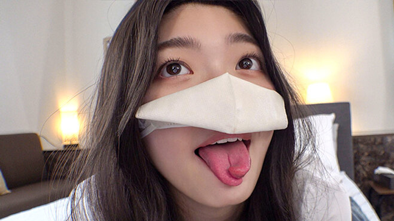 FC2 PPV 4692502 30%OFF!【これぞ超えろマンコ！】***jz*yzjysp 20才 スプリットタン女子大生がエロすぎる！生ハメ中出し膣奥ドカ射精で痙攣バグ逝きアクメ。まん奥でイキまくる最高美女、発掘しました！