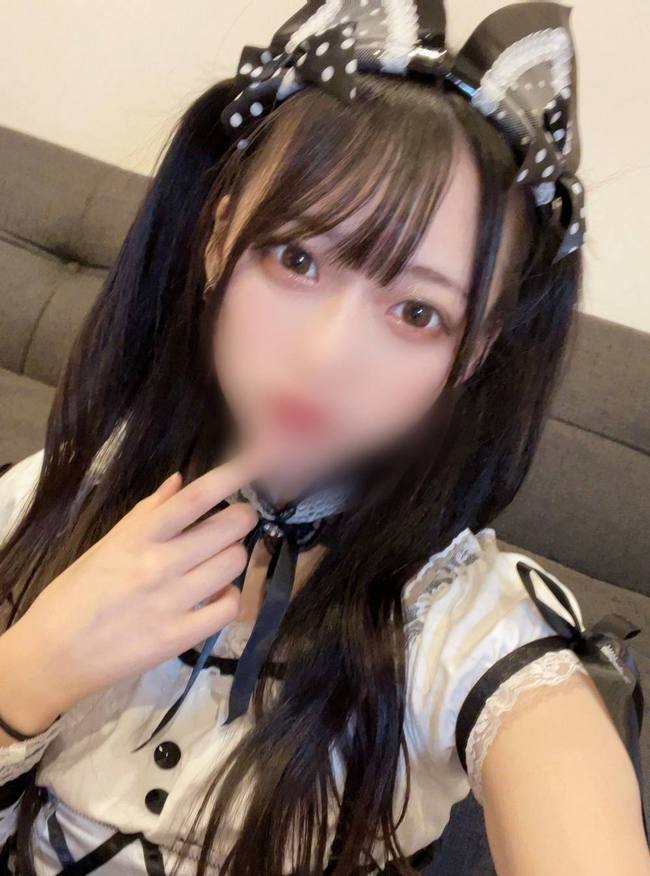 FC2 PPV 4768497 [None] Aki 〇 Hara Con Cafe Miss ★ Showing Off Her Natural Body On An Outside Date Was Too Erotic